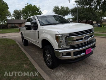 2019 Ford Super Duty F-250 Lariat Crew Cab Medium Bed - miniatura 6
