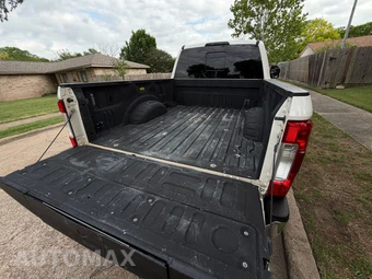 2019 Ford Super Duty F-250 Lariat Crew Cab Medium Bed - miniatura 8