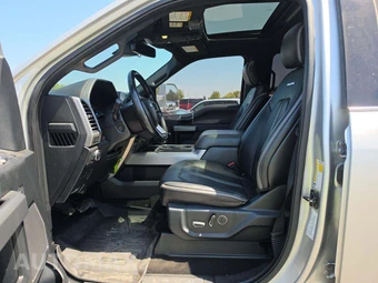 2019 Ford Super Duty F-250 Platinum Crew Cab Medium Bed - miniatura 3