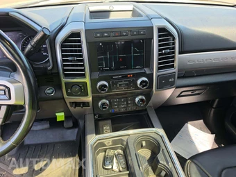 2019 Ford Super Duty F-250 Platinum Crew Cab Medium Bed - miniatura 7