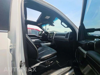 2019 Ford Super Duty F-250 Platinum Crew Cab Medium Bed - miniatura 17