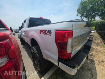 2019 Ford Super Duty F-250 Platinum Crew Cab Medium Bed - miniatura 2