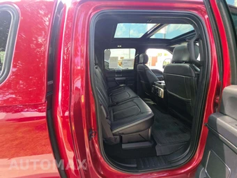 2019 Ford Super Duty F-250 Platinum Crew Cab Medium Bed - miniatura 16