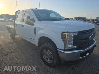 2019 Ford Super Duty F-250 XL Crew Cab Long Bed - miniatura 3
