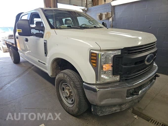 2019 Ford Super Duty F-250 XL Crew Cab Long Bed - miniatura 3