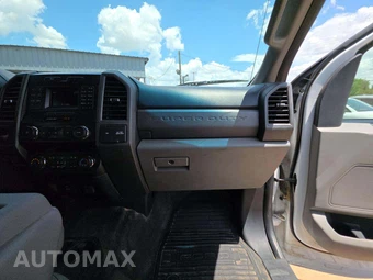 2019 Ford Super Duty F-250 XL Crew Cab Long Bed - miniatura 16