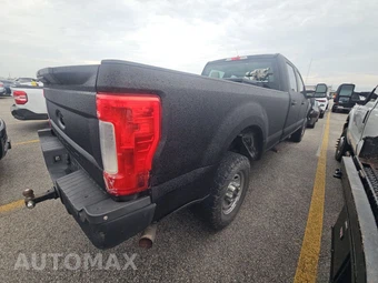 2019 Ford Super Duty F-250 XL Crew Cab Long Bed - miniatura 4