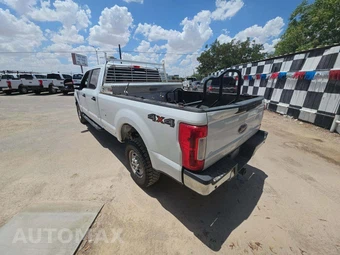 2019 Ford Super Duty F-250 XL Crew Cab Long Bed - miniatura 2