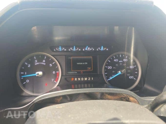 2019 Ford Super Duty F-250 XL Crew Cab Long Bed - miniatura 9