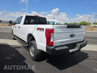 2019 Ford Super Duty F-250 XL Crew Cab Long Bed - miniatura 2