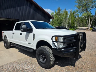 2019 Ford Super Duty F-250 XL Crew Cab Long Bed - miniatura 11