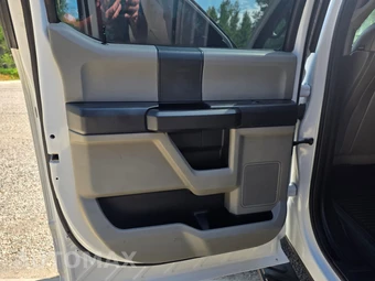 2019 Ford Super Duty F-250 XL Crew Cab Long Bed - miniatura 17