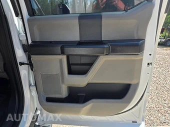 2019 Ford Super Duty F-250 XL Crew Cab Long Bed - miniatura 18