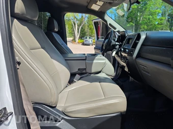 2019 Ford Super Duty F-250 XL Crew Cab Long Bed - miniatura 23