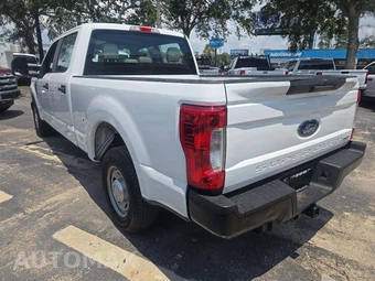 2019 Ford Super Duty F-250 XL Crew Cab Medium Bed - miniatura 2