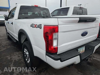 2019 Ford Super Duty F-250 XL Crew Cab Medium Bed - miniatura 2