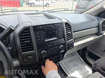2019 Ford Super Duty F-250 XL Crew Cab Medium Bed - miniatura 25