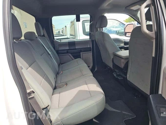 2019 Ford Super Duty F-250 XL Crew Cab Medium Bed - miniatura 16