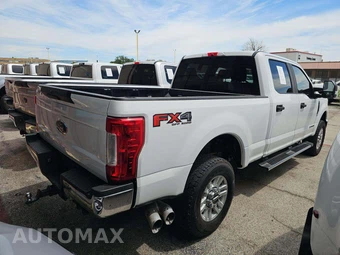 2019 Ford Super Duty F-250 XL Crew Cab Medium Bed - miniatura 3