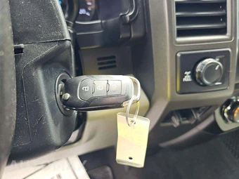 2019 Ford Super Duty F-250 XL Crew Cab Medium Bed - miniatura 8