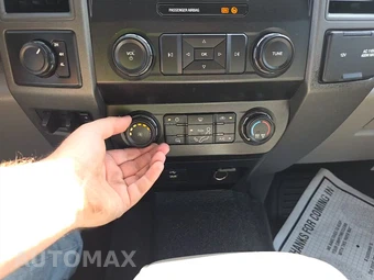 2019 Ford Super Duty F-250 XL Extended Cab Long Bed w/Rear Doors - miniatura 26