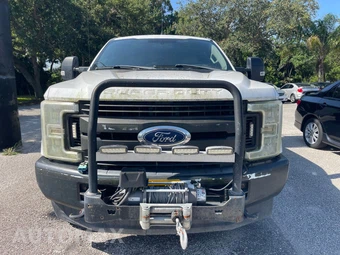2019 Ford Super Duty F-250 XL Extended Cab Long Bed w/Rear Doors - miniatura 2