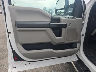 2019 Ford Super Duty F-250 XL Extended Cab Long Bed w/Rear Doors - miniatura 9
