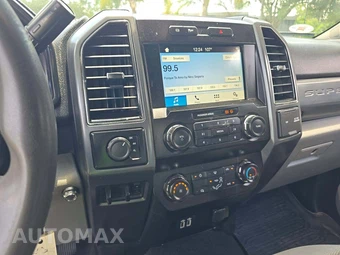 2019 Ford Super Duty F-250 XLT Crew Cab Long Bed - miniatura 10