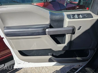 2019 Ford Super Duty F-250 XLT Crew Cab Long Bed - miniatura 9