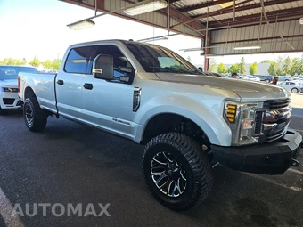 2019 Ford Super Duty F-250 XLT Crew Cab Long Bed - miniatura 3