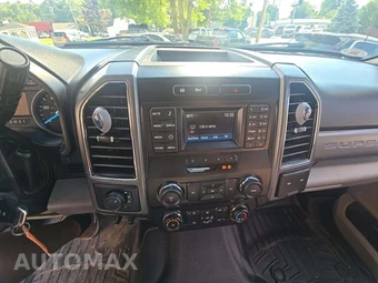 2019 Ford Super Duty F-250 XLT Crew Cab Long Bed - miniatura 10