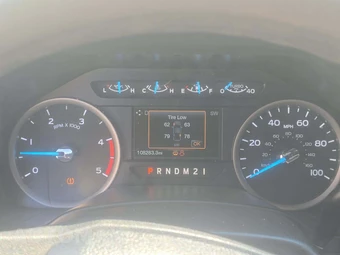 2019 Ford Super Duty F-250 XLT Crew Cab Long Bed - miniatura 9