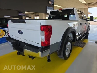 2019 Ford Super Duty F-250 XLT Crew Cab Medium Bed - miniatura 4