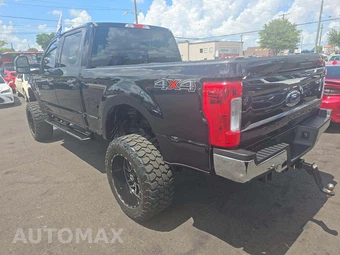 2019 Ford Super Duty F-250 XLT Crew Cab Medium Bed - miniatura 2