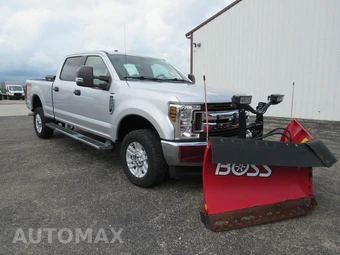 2019 Ford Super Duty F-250 XLT Crew Cab Medium Bed - miniatura 1