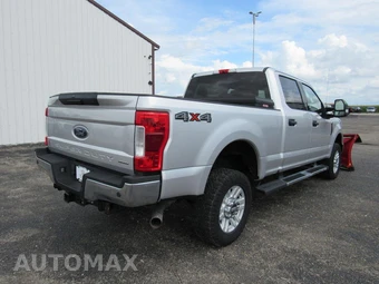 2019 Ford Super Duty F-250 XLT Crew Cab Medium Bed - miniatura 3
