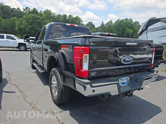 2019 Ford Super Duty F-250 XLT Crew Cab Medium Bed - miniatura 2