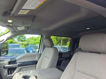 2019 Ford Super Duty F-250 XLT Crew Cab Medium Bed - miniatura 11