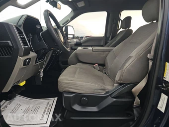 2019 Ford Super Duty F-250 XLT Crew Cab Medium Bed - miniatura 7
