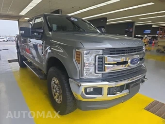 2019 Ford Super Duty F-250 XLT Crew Cab Medium Bed - miniatura 3