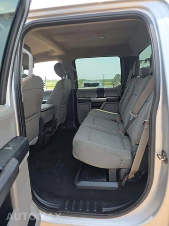 2019 Ford Super Duty F-250 XLT Crew Cab Medium Bed - miniatura 9