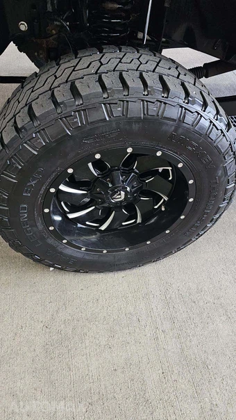 2019 Ford Super Duty F-250 XLT Crew Cab Medium Bed - miniatura 32