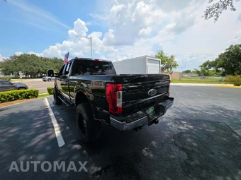 2019 Ford Super Duty F-250 XLT Crew Cab Medium Bed - miniatura 2