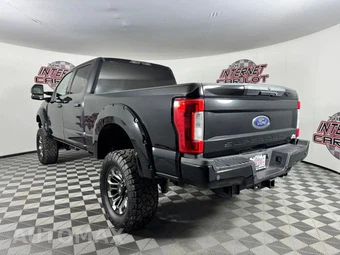 2019 Ford Super Duty F-250 XLT Crew Cab Medium Bed - miniatura 5