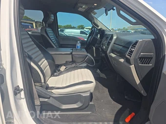 2019 Ford Super Duty F-250 XLT Crew Cab Medium Bed - miniatura 8
