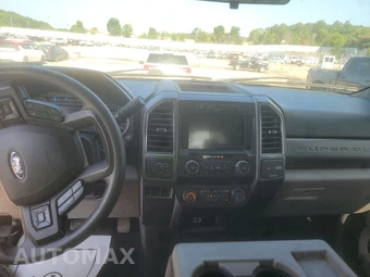 2019 Ford Super Duty F-250 XLT Crew Cab Medium Bed - miniatura 11