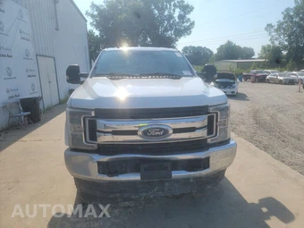 2019 Ford Super Duty F-250 XLT Crew Cab Medium Bed - miniatura 2