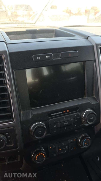 2019 Ford Super Duty F-250 XLT Crew Cab Medium Bed - miniatura 20