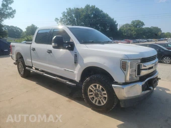 2019 Ford Super Duty F-250 XLT Crew Cab Medium Bed - miniatura 3