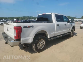 2019 Ford Super Duty F-250 XLT Crew Cab Medium Bed - miniatura 4